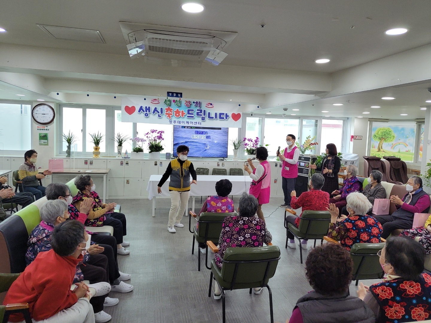 2000769928_gGvUHLQo_1b5ab51bee7776d805e401526ce69902fb32b67d.jpg 이미지크게보기